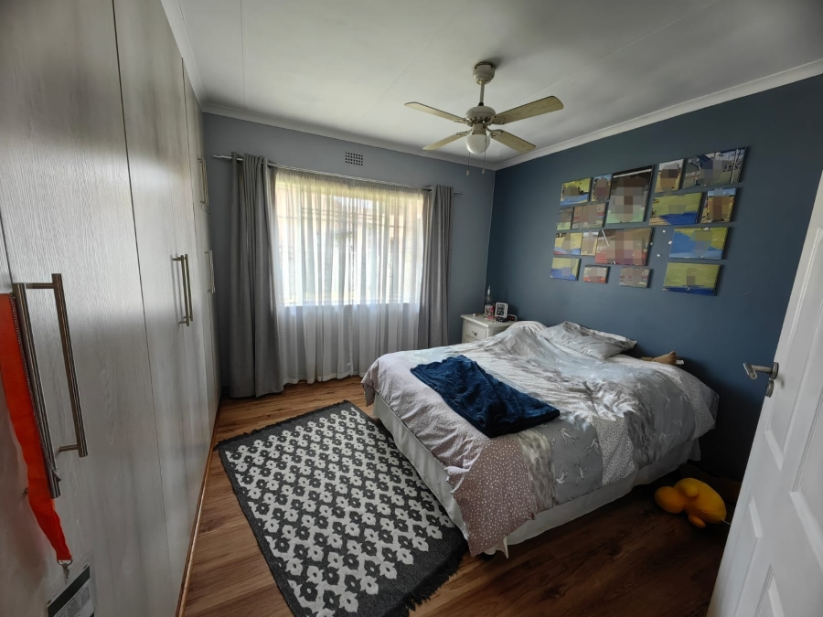 3 Bedroom Property for Sale in Vaalpark Free State